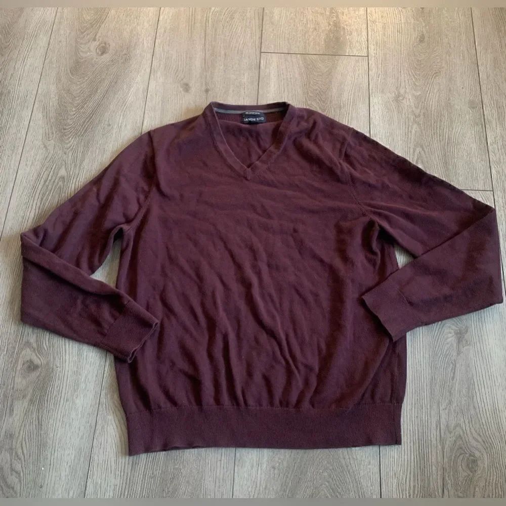 Lands end pull over men’s sweater used in good condition. 100% supima cotton